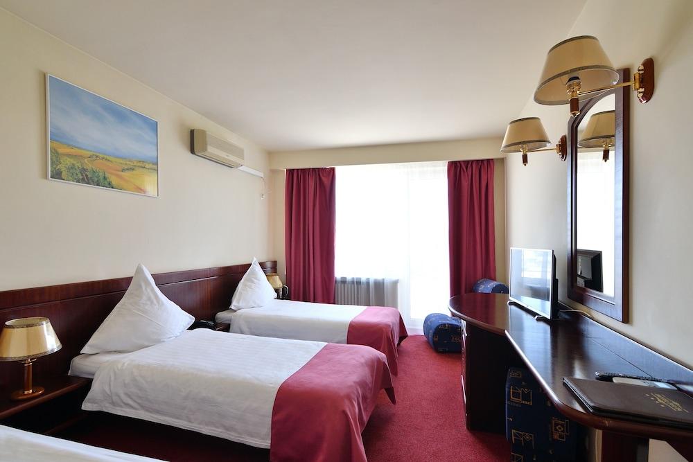 Hotel Delta 3 ทูลเซีย ภายนอก รูปภาพ
