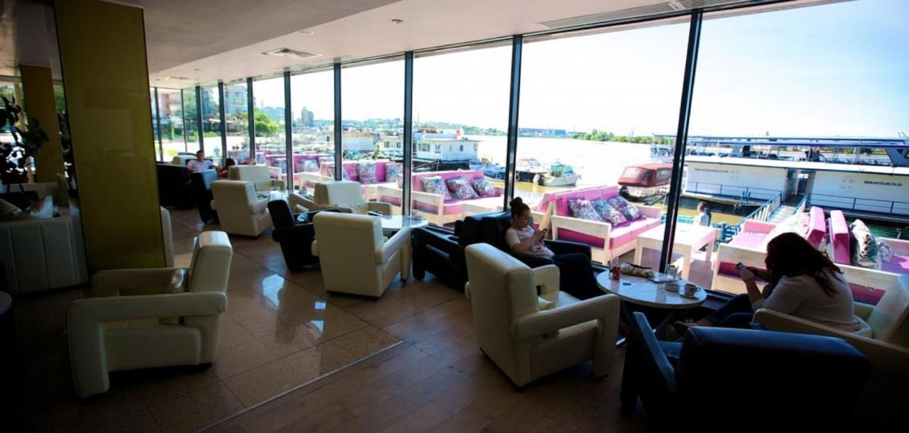Hotel Delta 3 ทูลเซีย ภายนอก รูปภาพ