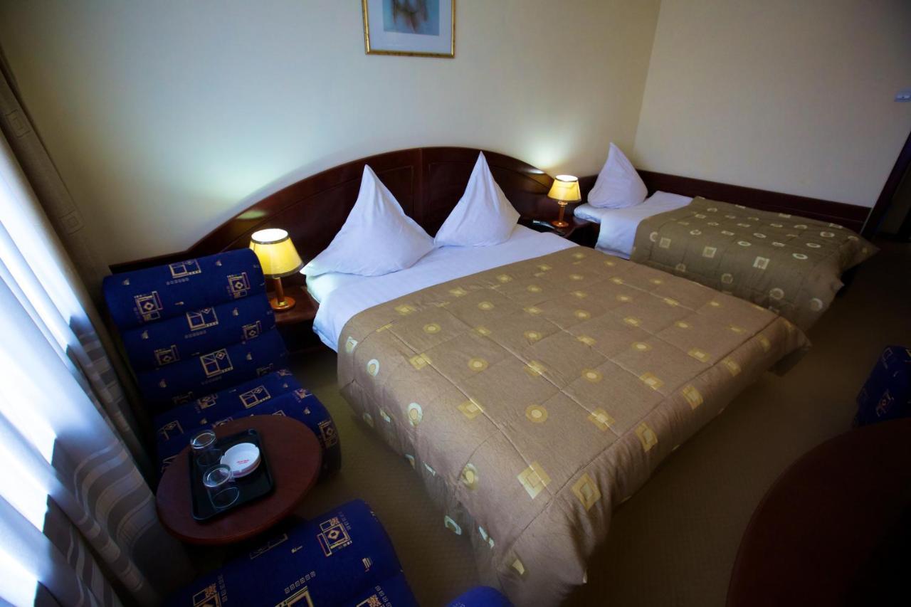 Hotel Delta 3 ทูลเซีย ภายนอก รูปภาพ
